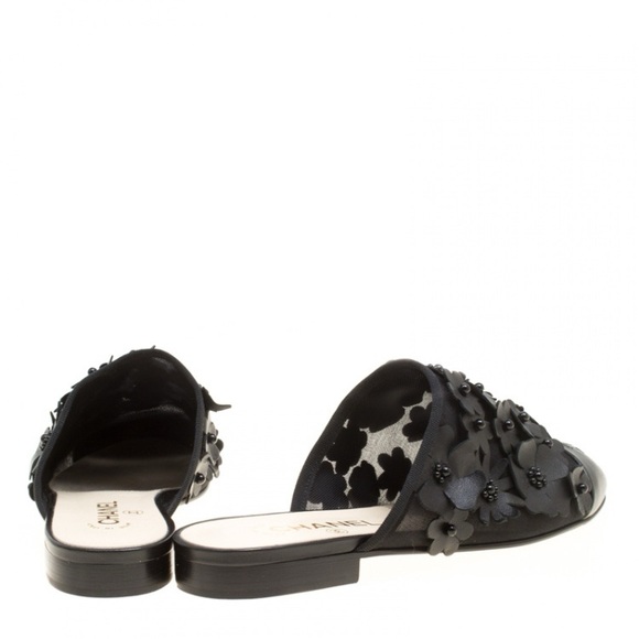 Authentic Chanel  mules - Picture 8 of 17